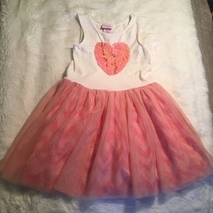 Adorable dress with tutu like skirt